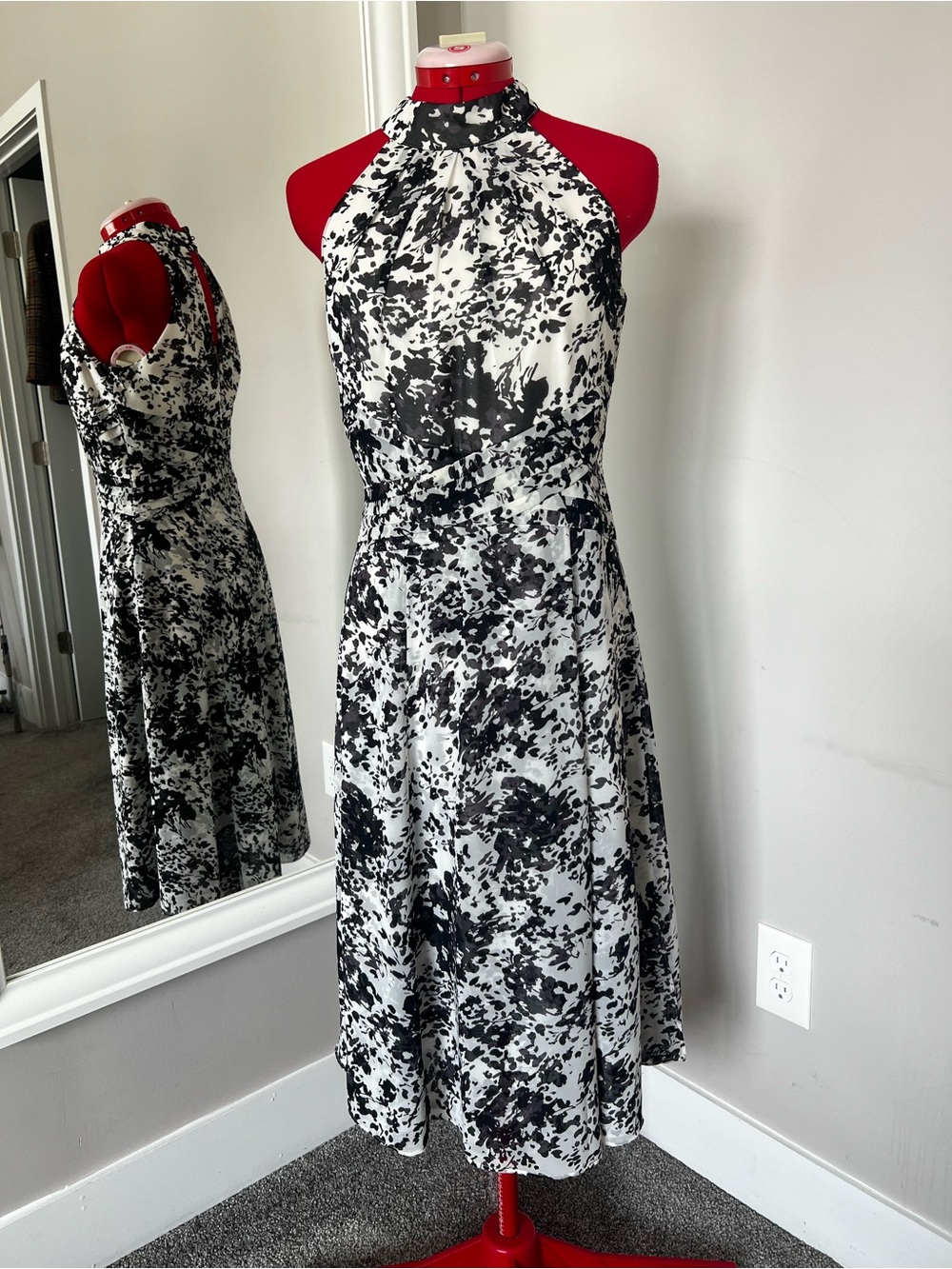 midi white house black market dresses | | White House Black Market Black And White Halter Dress Fall Into Style NWT Uniqlo Women Mini Color:Custom Color(Add Your Color On ”Order special instructions“  ）